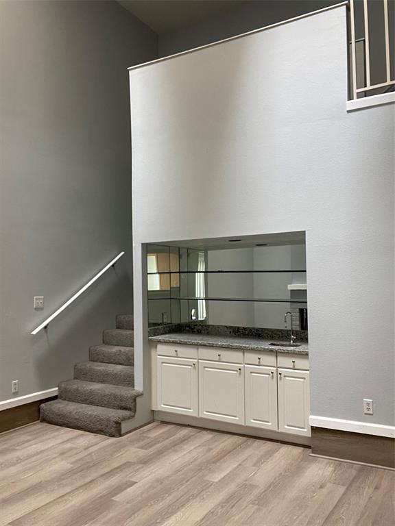 Building Photo - 13451 Parkway Blvd