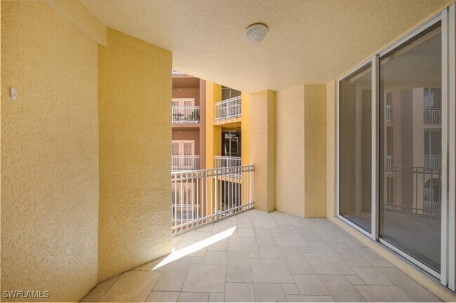Building Photo - 410 Bayfront Pl