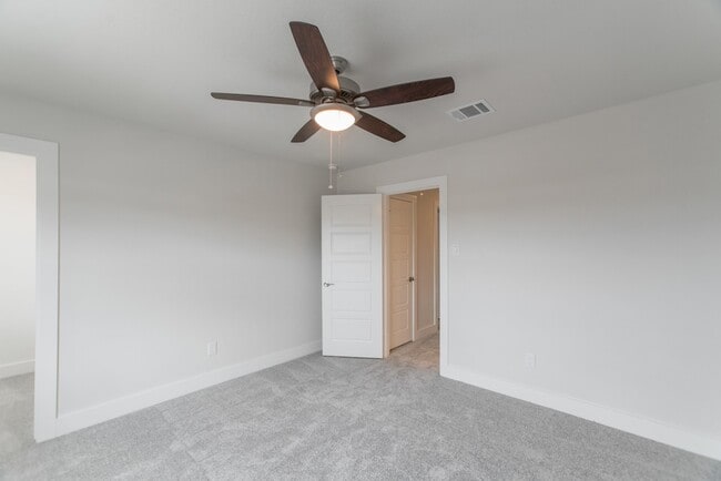 Building Photo - 10539 Preserve Wy