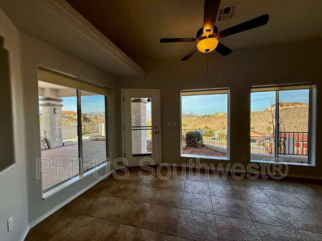 Building Photo - 2917 Desert Vista Dr