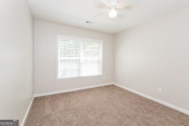 Building Photo - 3304 Spindletop Dr NW