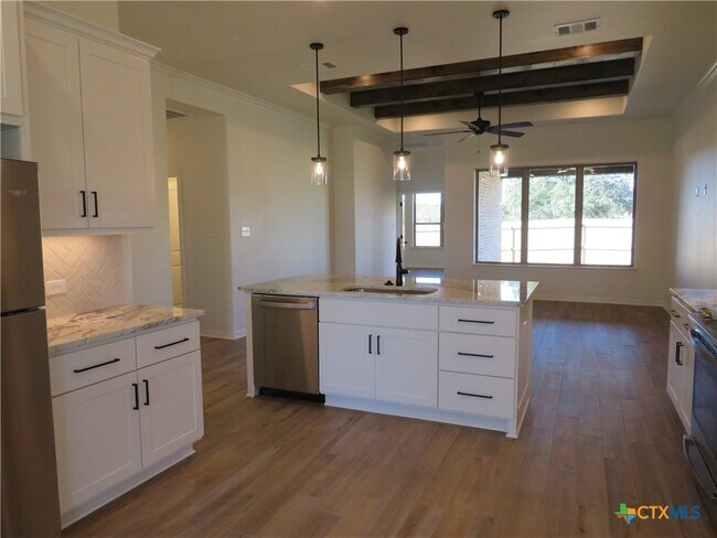 Building Photo - 3225 Tortuga Ct