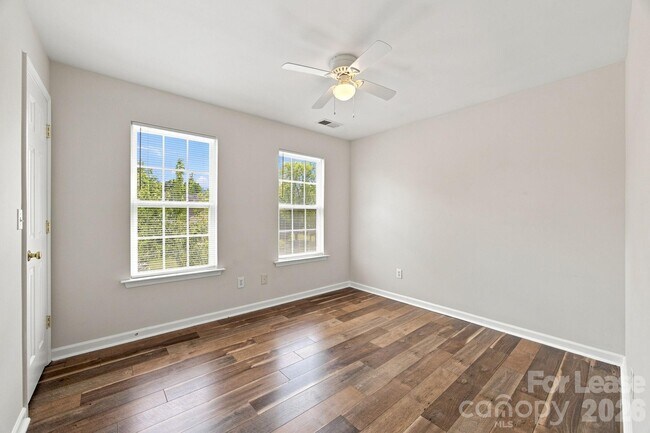 Building Photo - 1748 Chinchester Ln