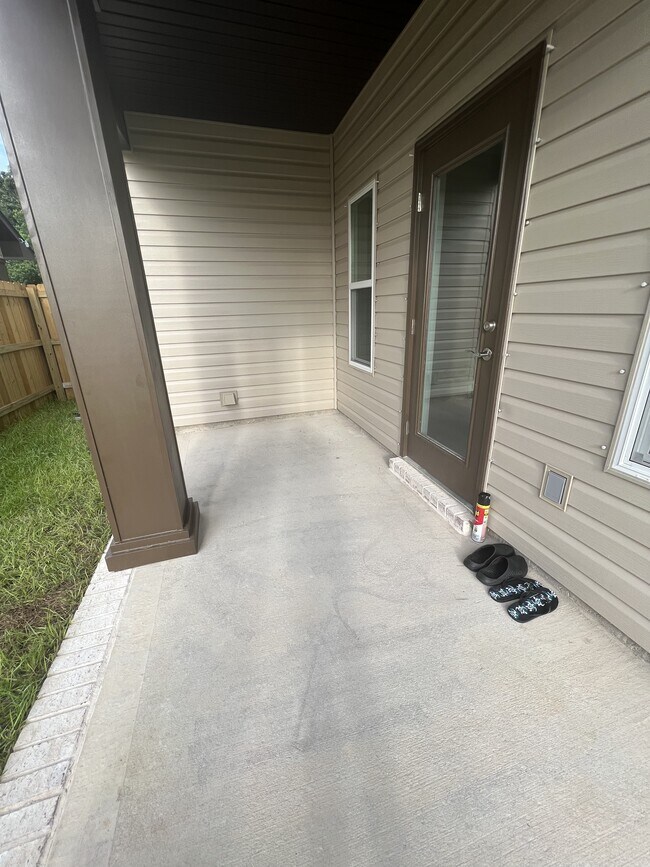 Building Photo - 2331 Hadleigh Hills Ct