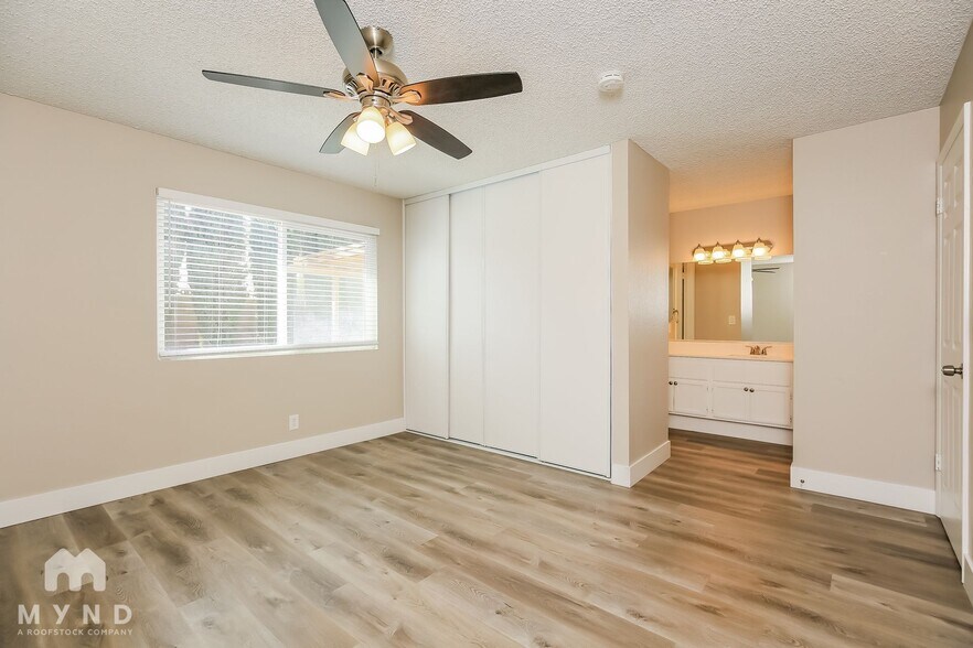 Building Photo - 4423 Honeycomb Dr