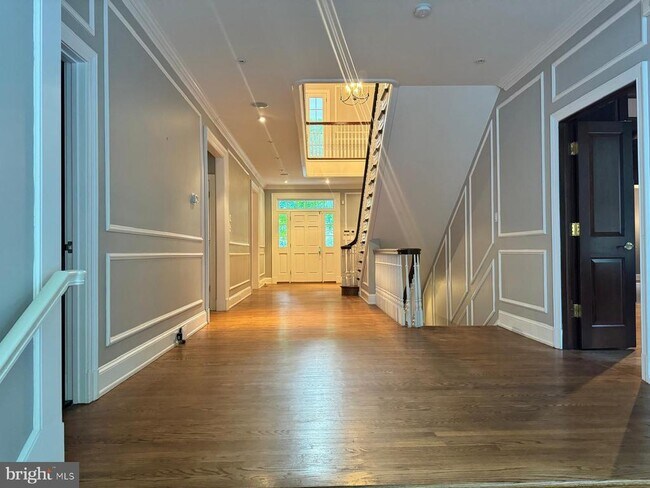 Building Photo - 10856 Patowmack Dr