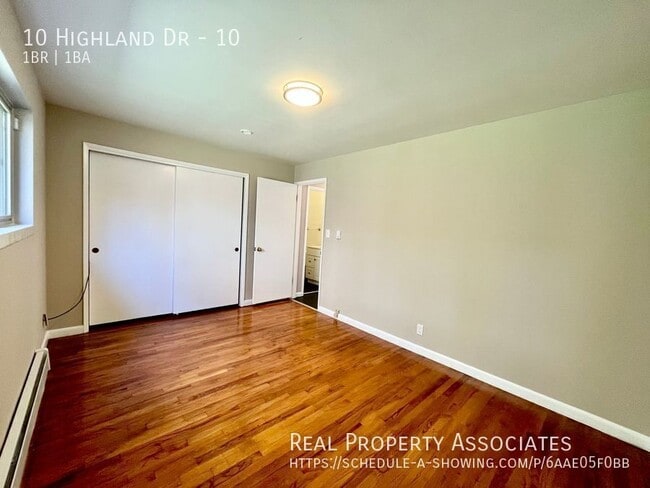 Building Photo - 10 Highland Dr