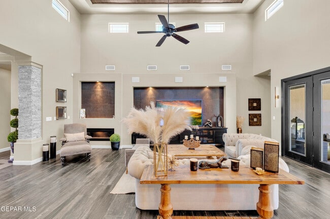 Building Photo - 14812 Long Shadow Ave