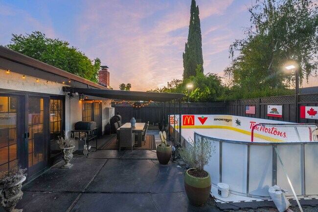 Building Photo - 4763 Golden Rd