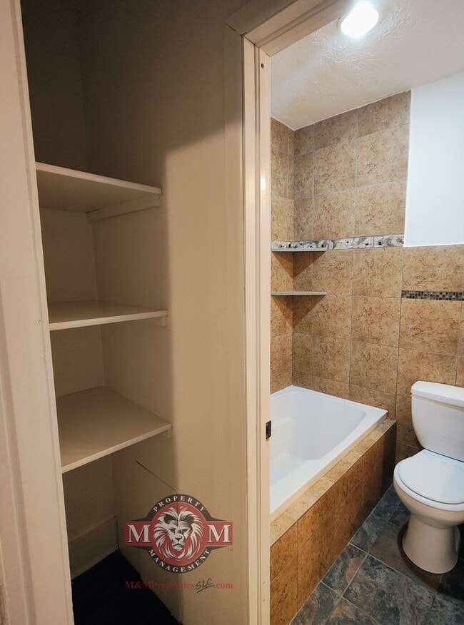 Building Photo - 3 Bd 1 Ba Home with Hardwood Floors in Midvale