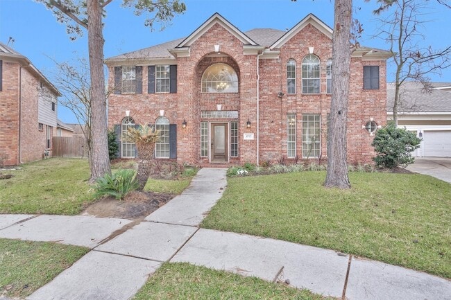 Building Photo - 1010 Maple Run Dr