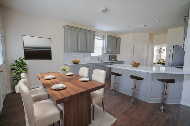 Building Photo - 21010 Silver Rawls Ln