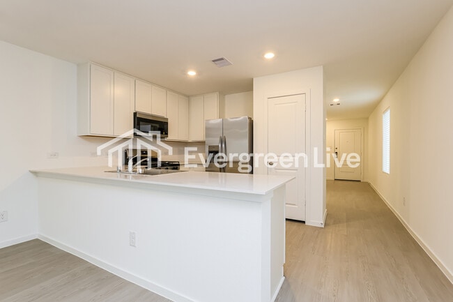 Building Photo - 10814 Bird Of Paradise Ln