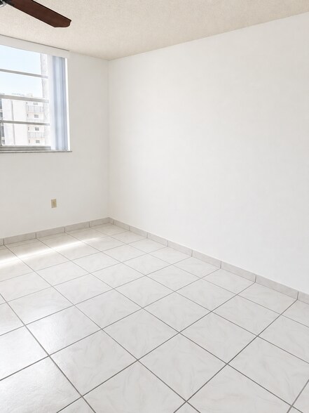 Building Photo - 14150 SW 84th St