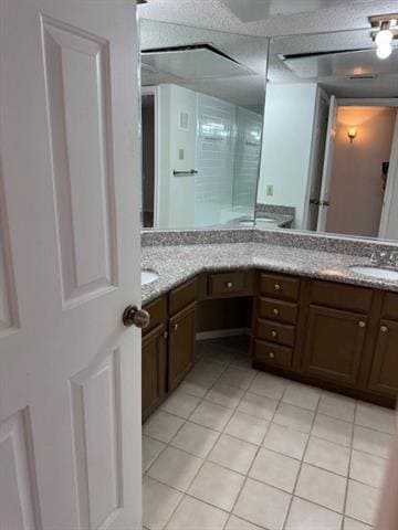 Building Photo - 16301 Ledgemont Ln