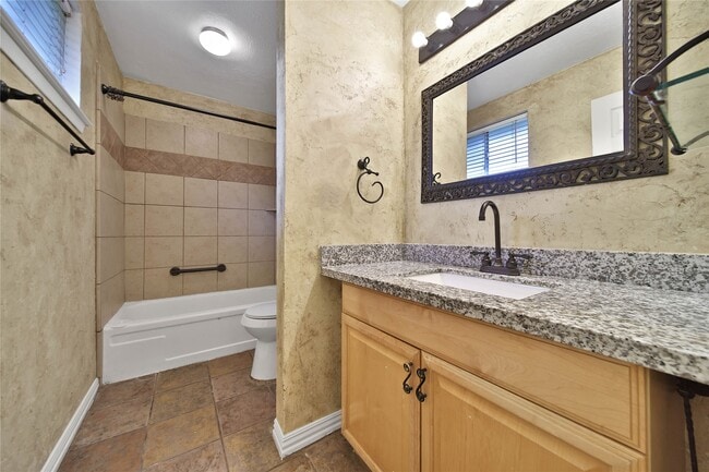 Building Photo - 2006 Mermaid Ln