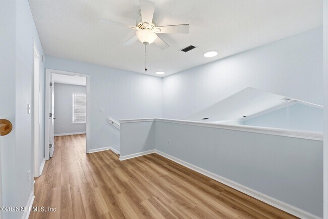 Building Photo - 821 Bonaire Cir