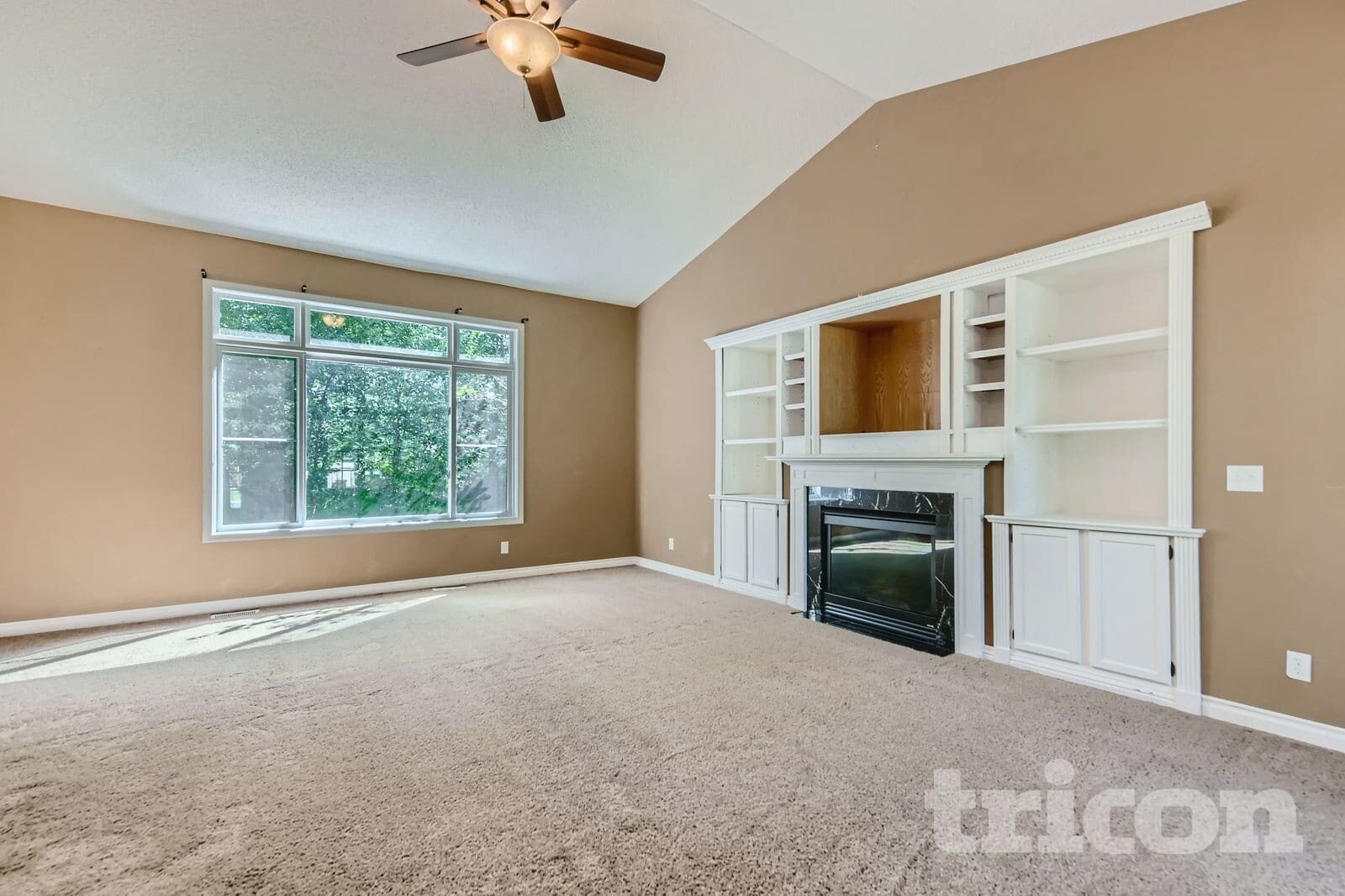 Building Photo - 2207 Raspberry Ct