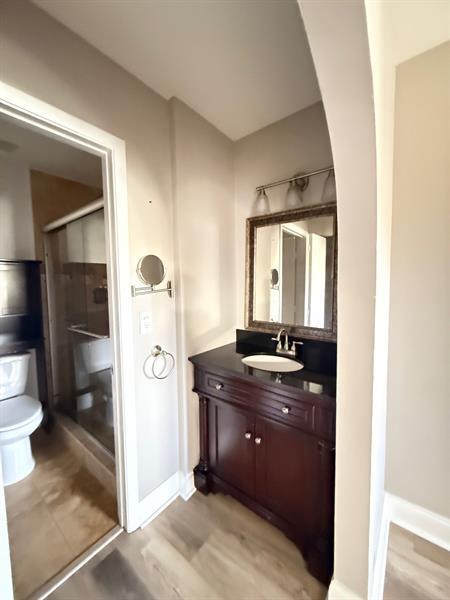 Building Photo - 5781 Riverside Dr