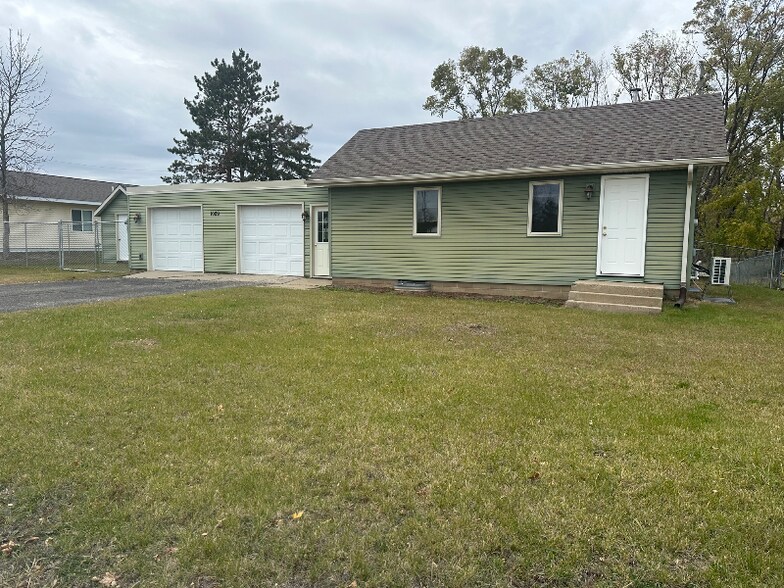 Primary Photo - 1009 15th St NW