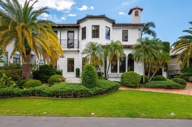 Primary Photo - 500 Coconut Isle Dr
