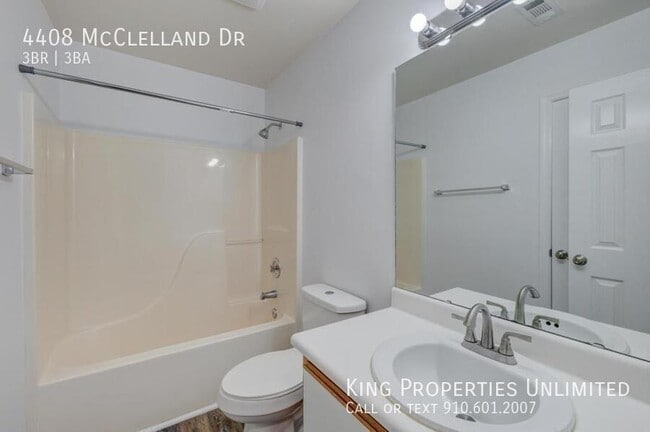 Building Photo - 4408 McClelland Dr