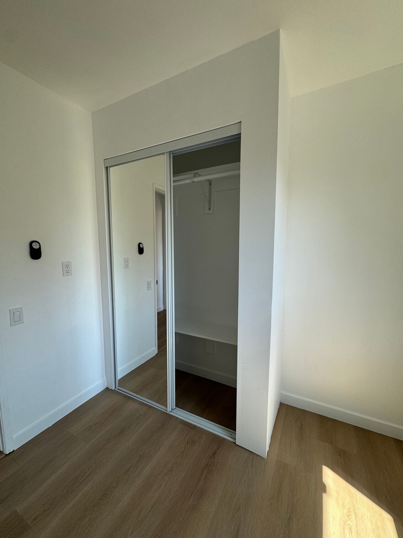 Building Photo - 2232 E Joana Dr