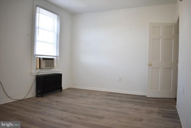 Building Photo - 6031 Market St