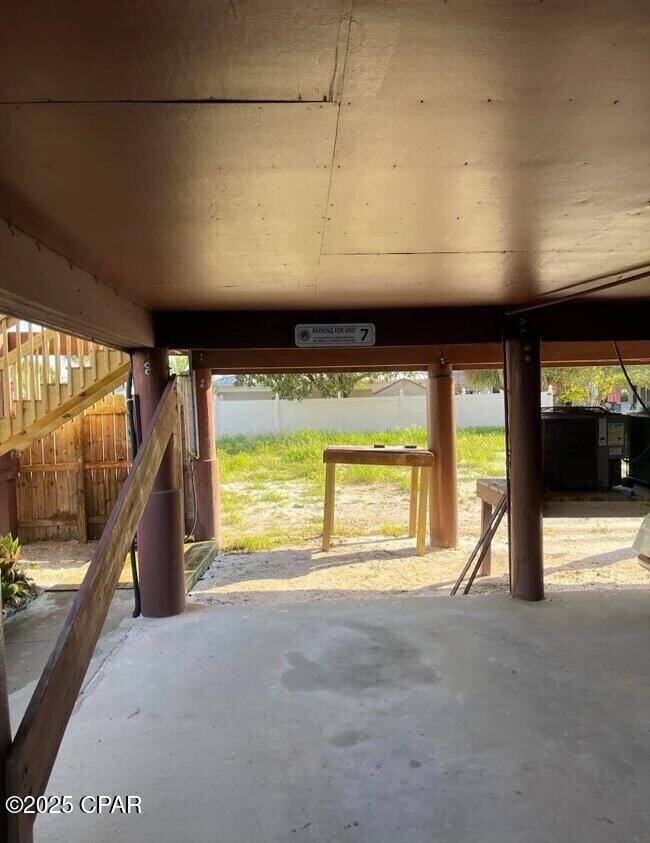 Building Photo - 4114 Holiday Dr