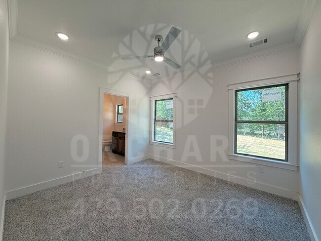Building Photo - Bella Vista Single-Family Home- 2 Bed/ 2 Bath - Well-Crafted Camden Plan