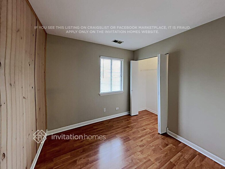 Building Photo - 7237 W Hickory Creek Dr