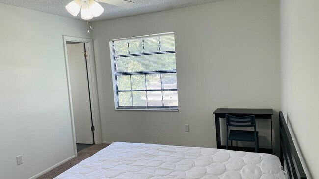 Building Photo - 2706 Graduate Ct