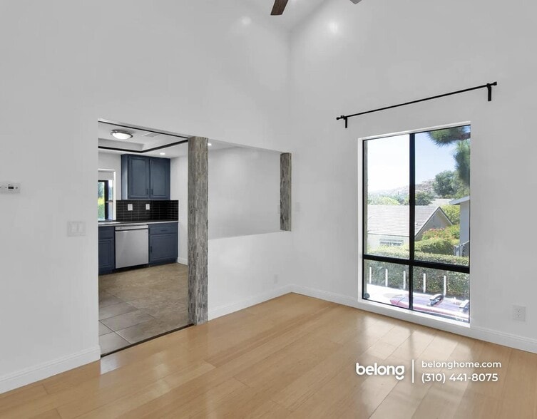 Building Photo - 10045 Topanga Canyon Blvd