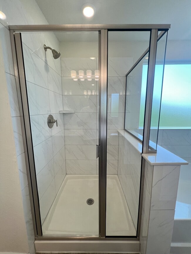 Building Photo - 14839 Vance Jackson Rd