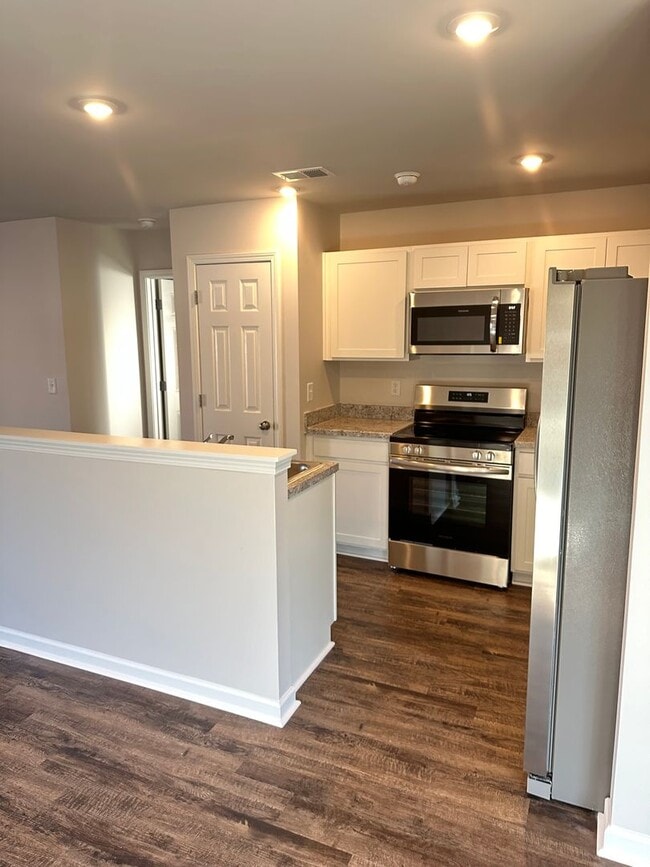 Building Photo - Your New Home Awaits | Pre-Leasing a Charming 3-Bedroom Home in Tucker Farms