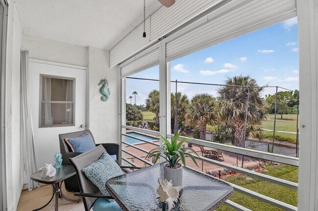 Building Photo - 3425 Via Poinciana