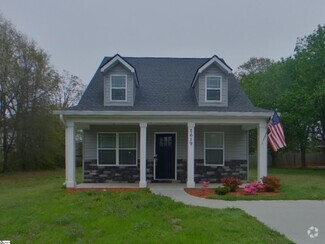 Building Photo - 2619 Mckinley Dr