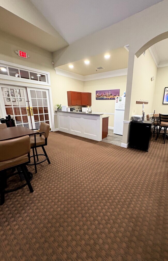 Building Photo - 950 Nathaniel Trail