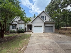Building Photo - Carolina Lakes Gated Community!!