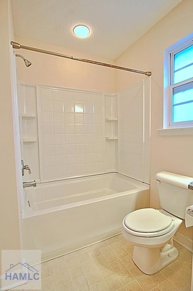 Building Photo - 229 Augusta Way