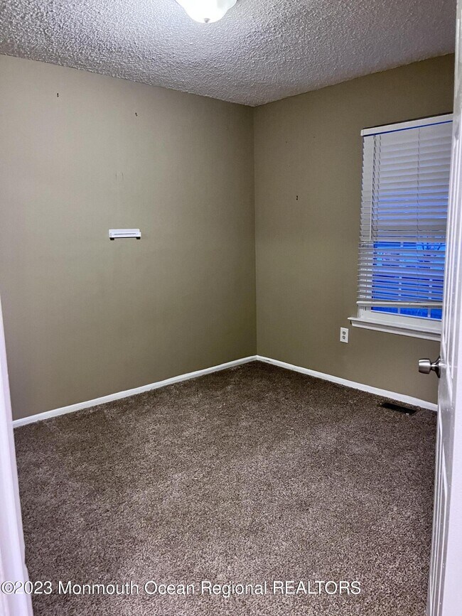 Building Photo - 37 Atlantis Terrace