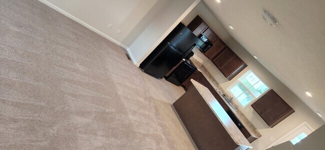 Building Photo - 439 Regina Dr