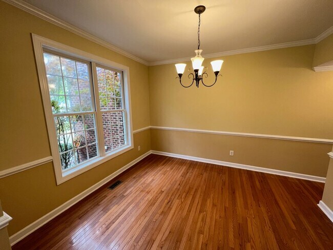Building Photo - 1006 Goldenview Ct