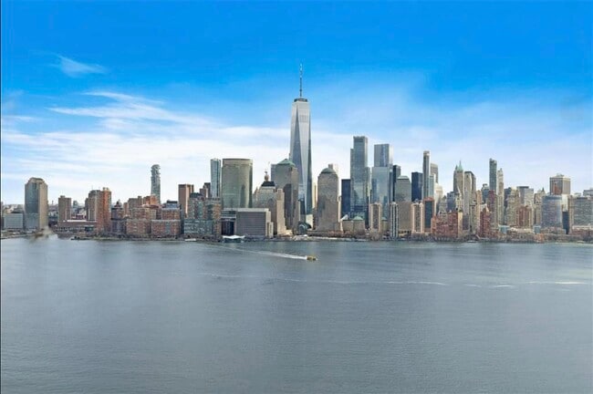 Building Photo - 99 Hudson St