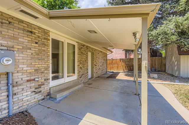 Building Photo - 6233 W Caley Ave