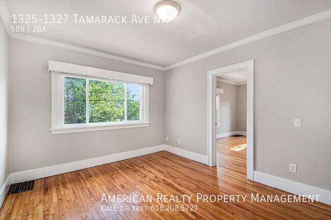 Building Photo - 1325-1327 Tamarack Ave NW-