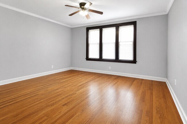 Building Photo - 1208 S 57th Ave