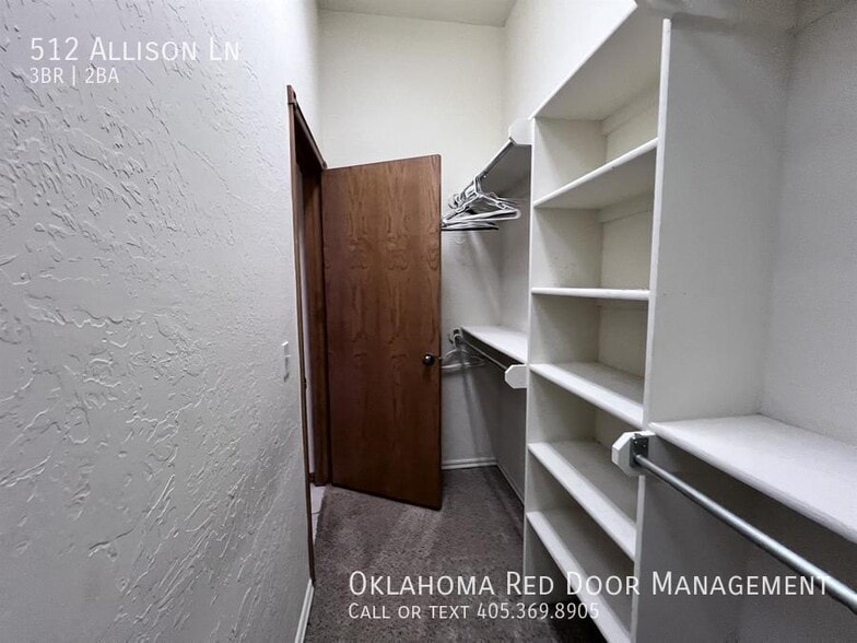 Building Photo - 512 Allison Ln