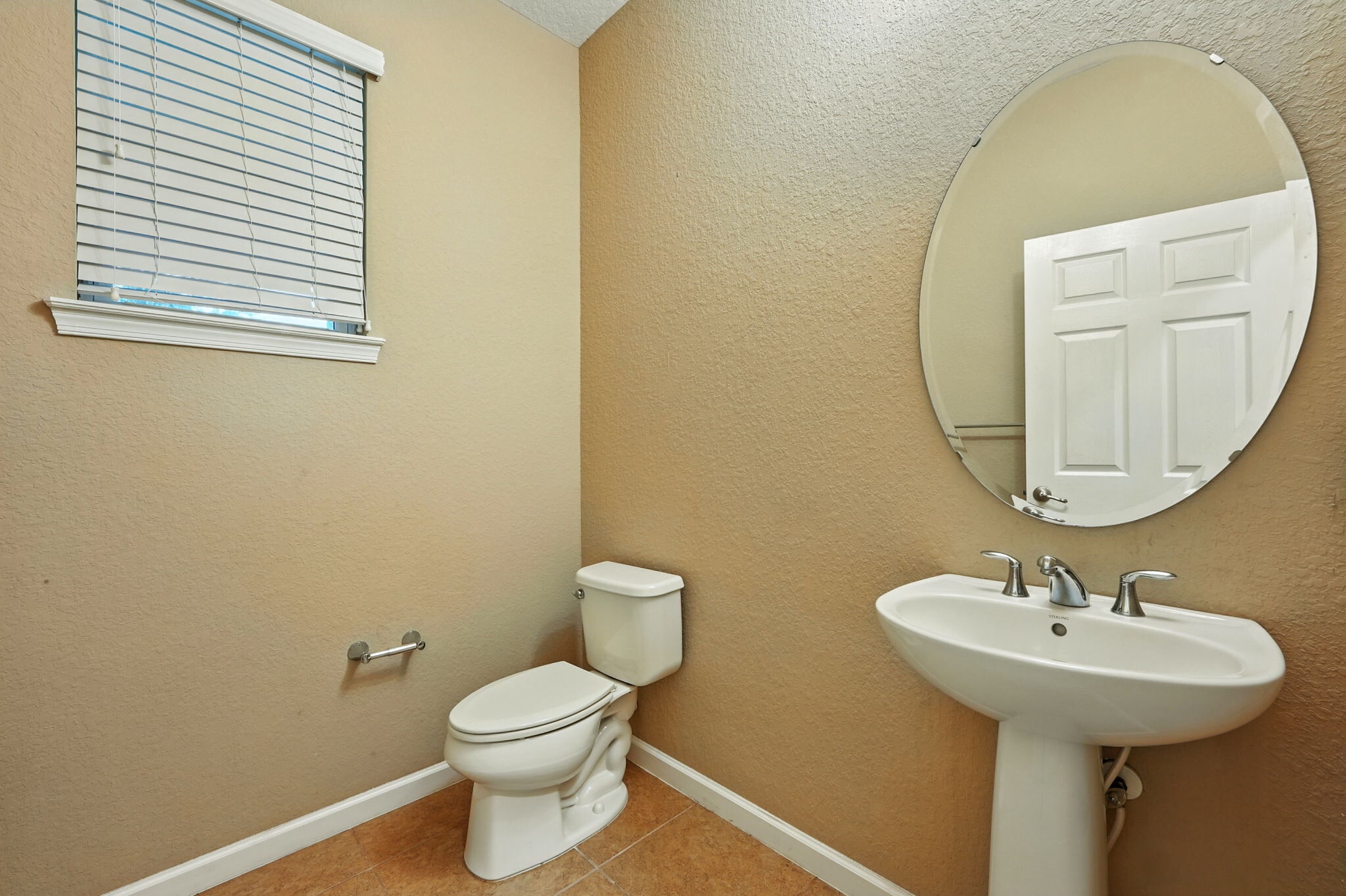 Building Photo - 4898 Belle Vue Breeze Loop