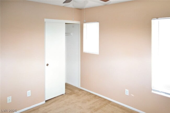 Building Photo - 520 Taunton St